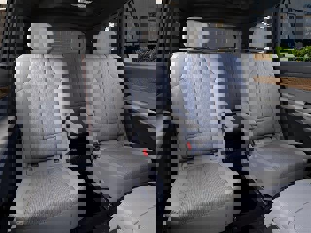 New 2026 Cadillac Vistiq Sport w/ LPO, Floor Liner Package image 17