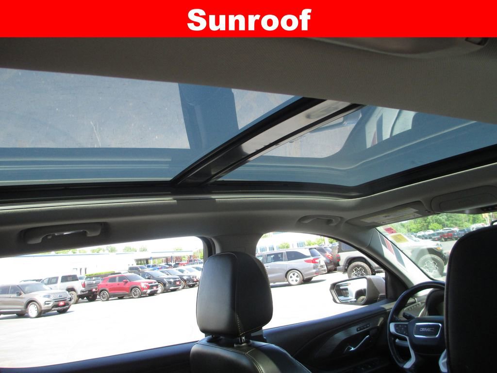 Used 2020 GMC Terrain SLT w/ Preferred Package AWD/4WD image 16