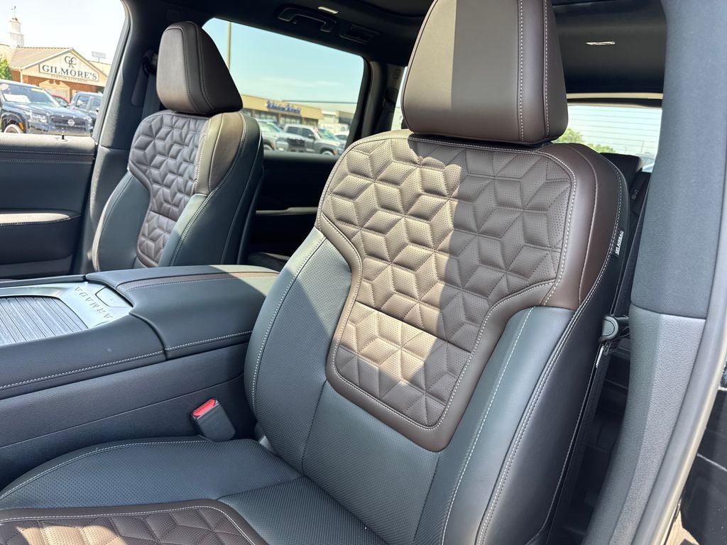 New 2026 Nissan Armada Platinum RWD image 16