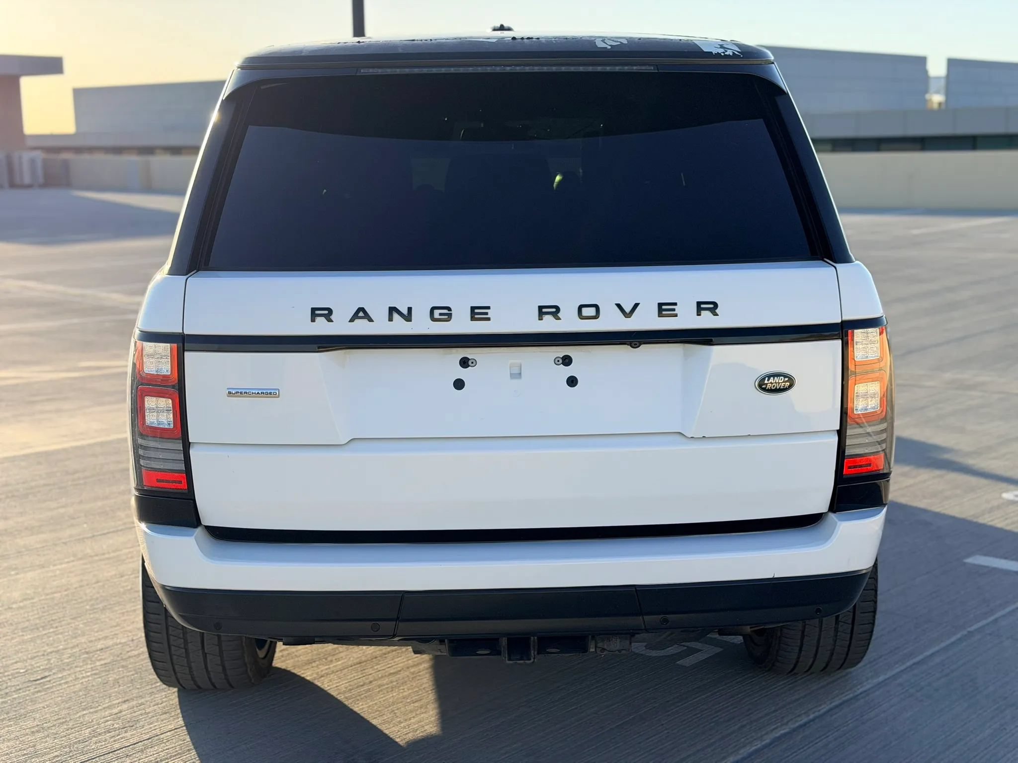 Used 2014 Land Rover Range Rover Long Wheelbase Supercharged AWD/4WD image 7