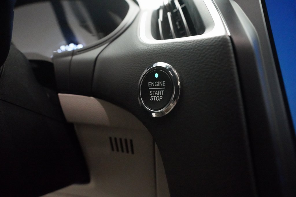 Used 2024 Ford Edge Titanium image 33