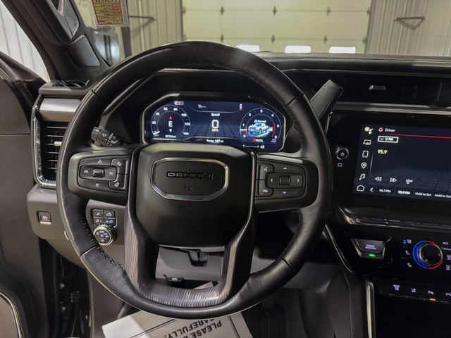 Used 2024 GMC Sierra 2500 Denali Ultimate AWD/4WD image 14