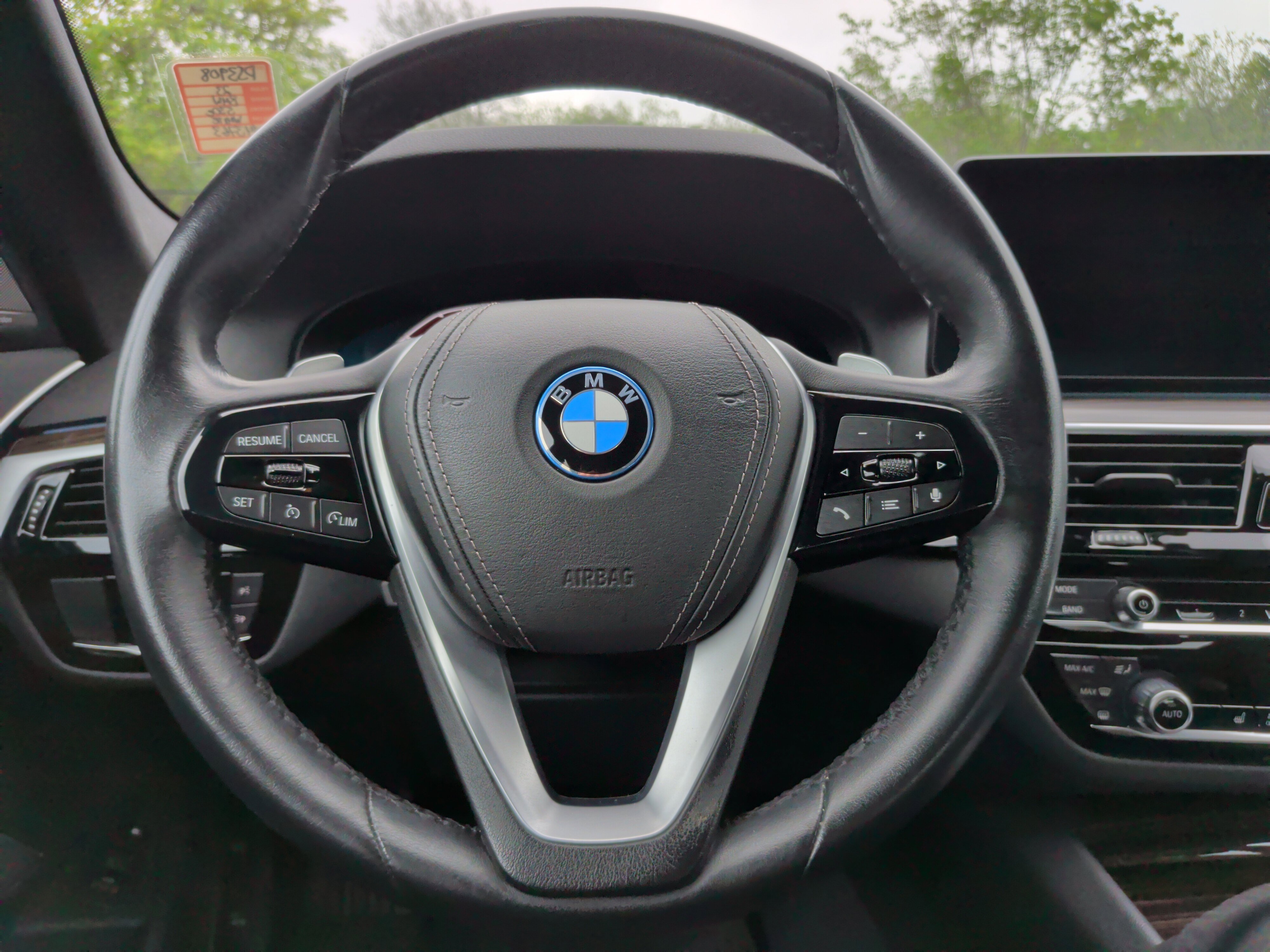 Certified 2023 BMW 530e w/ Premium Package RWD image 21