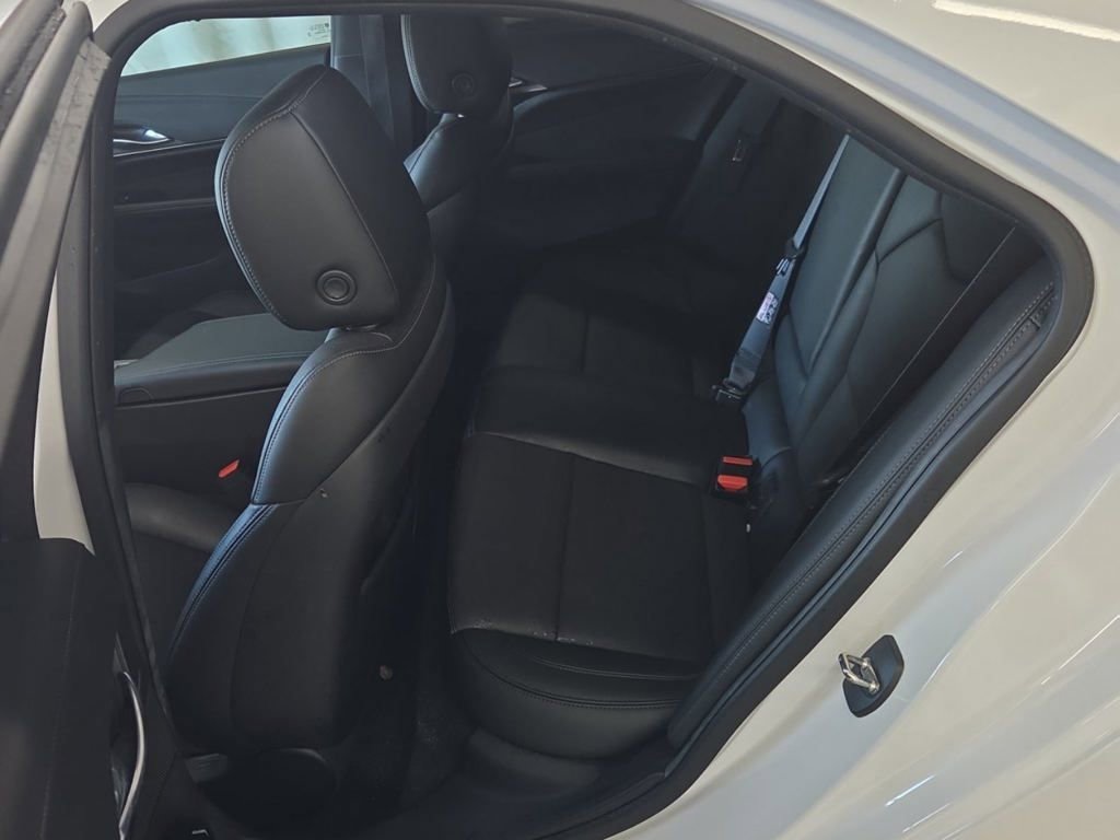 Used 2021 Cadillac CT4 Premium Luxury image 6