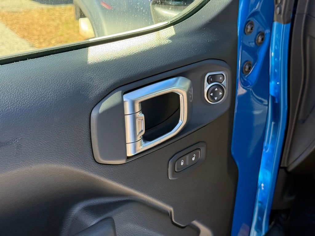 New 2026 Jeep Gladiator Mojave image 11