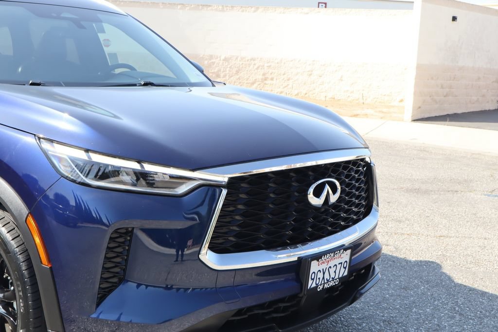 Used 2023 INFINITI QX60 Luxe w/ Cargo Package FWD image 9