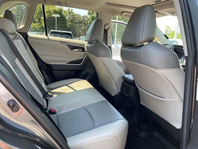 Used 2021 Toyota RAV4 XLE Premium FWD image 22
