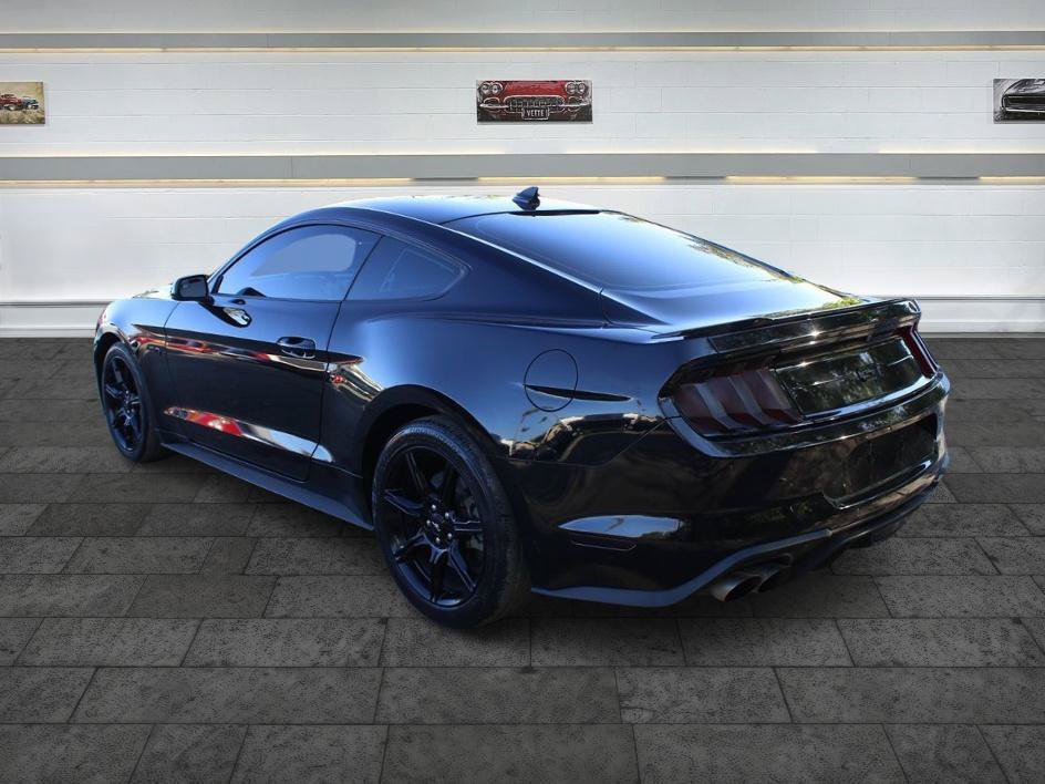 Used 2020 Ford Mustang GT w/ Equipment Group 301A RWD image 5