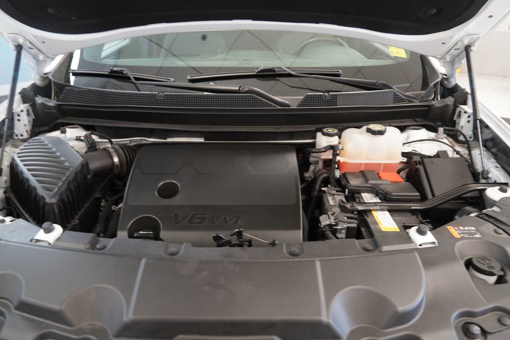 Used 2023 Chevrolet Traverse LT image 18