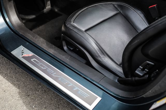 Used 2019 Chevrolet Corvette Stingray Coupe w/ 1LT RWD image 20