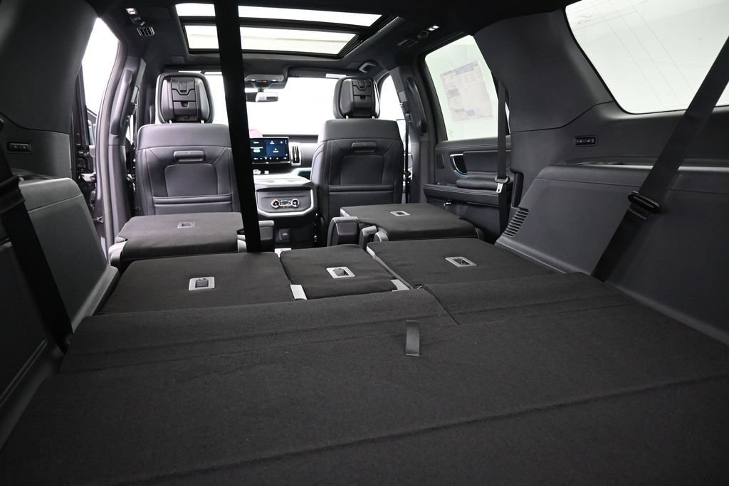 New 2027 Ford Expedition Max Platinum w/ Stealth Appearance Package AWD/4WD image 24