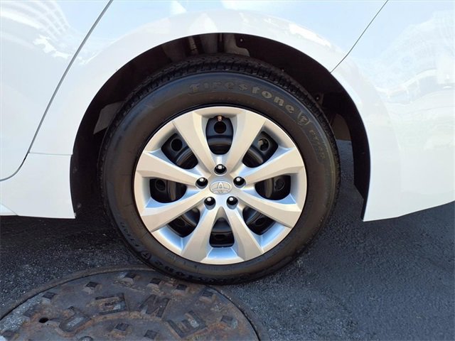 Used 2024 Toyota Corolla LE image 7