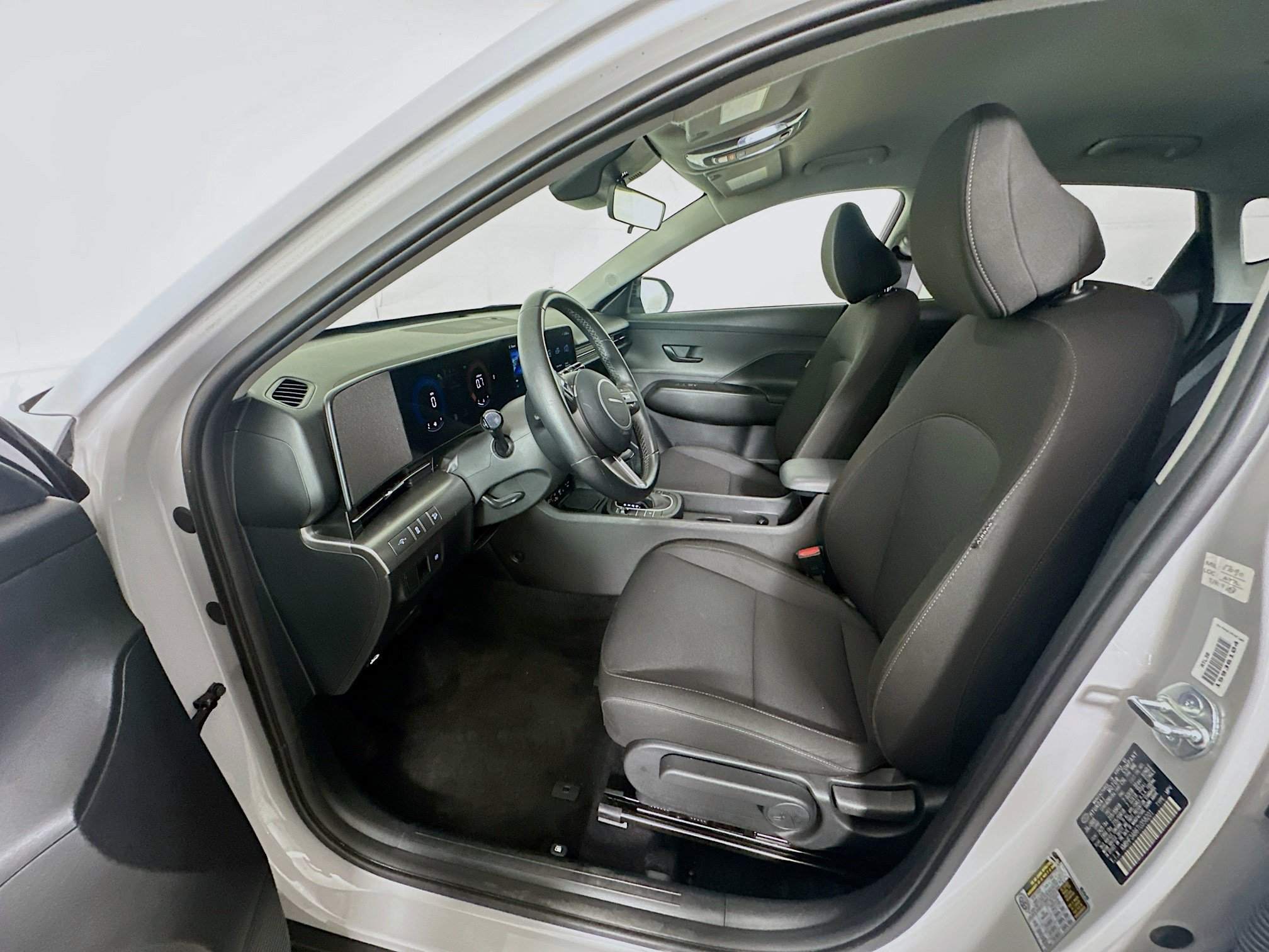 Used 2026 Hyundai Kona SEL Sport FWD image 13