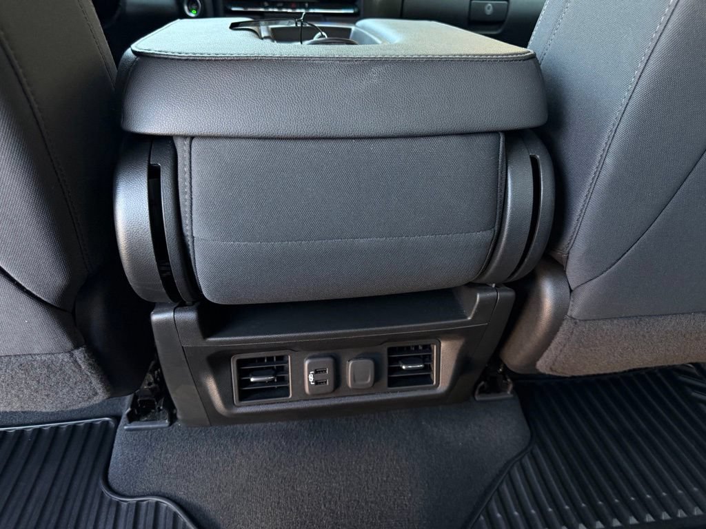 Used 2022 Chevrolet Silverado 2500 LT w/ Convenience Package AWD/4WD image 22