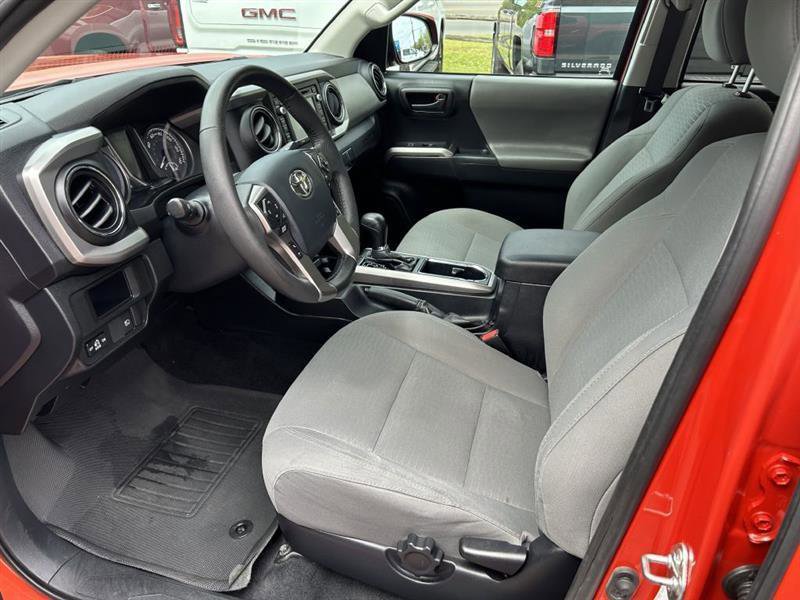 Used 2018 Toyota Tacoma SR5 image 9
