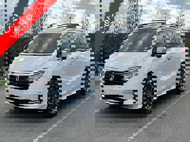 Used 2023 Honda Odyssey Elite image 1