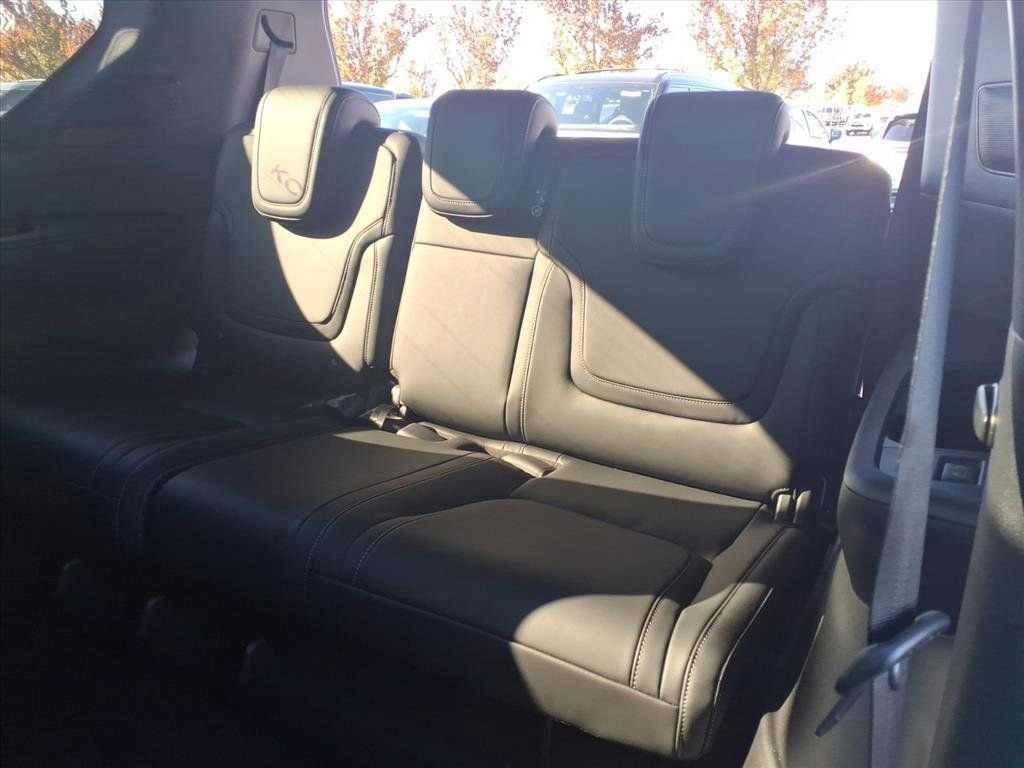 New 2026 Nissan Armada PRO-4X image 38