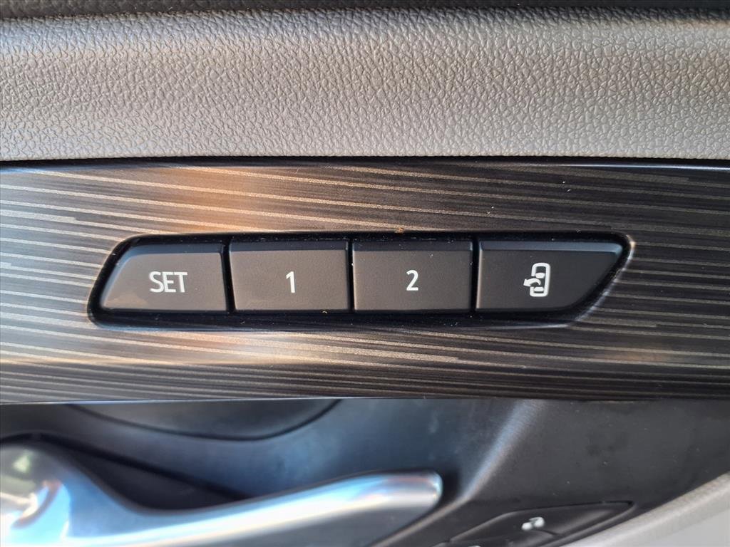 Used 2019 GMC Terrain SLT w/ Preferred Package image 13