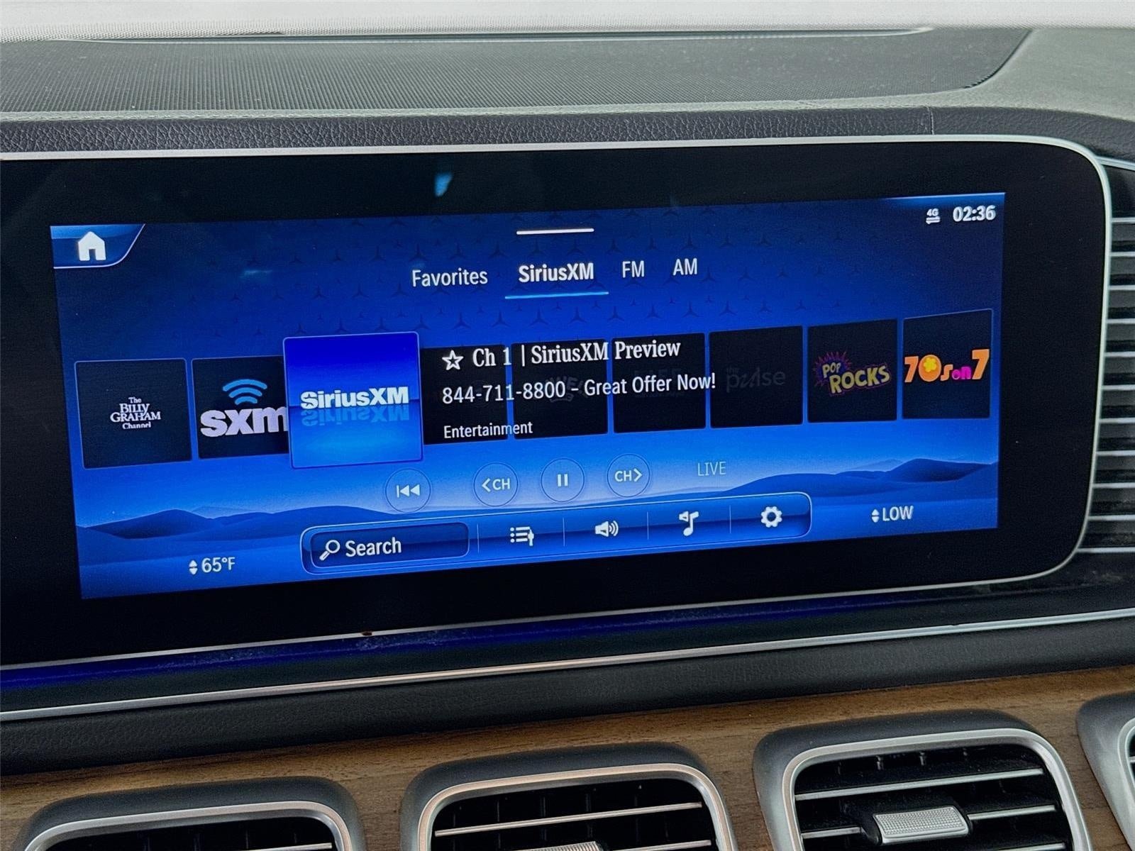 Used 2024 Mercedes-Benz GLS 580 4MATIC image 15