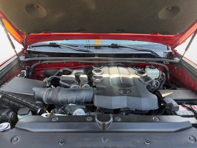 Used 2017 Toyota 4Runner SR5 image 25