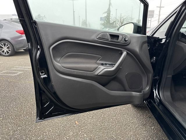 Used 2019 Ford Fiesta SE w/ Equipment Group 201A image 18