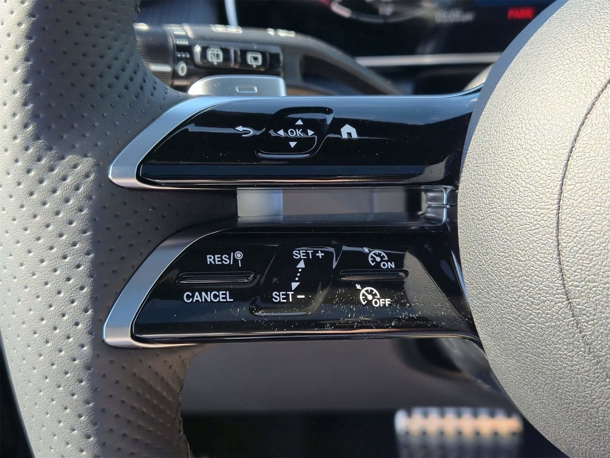 New 2025 Mercedes-Benz GLC 300 4MATIC image 14