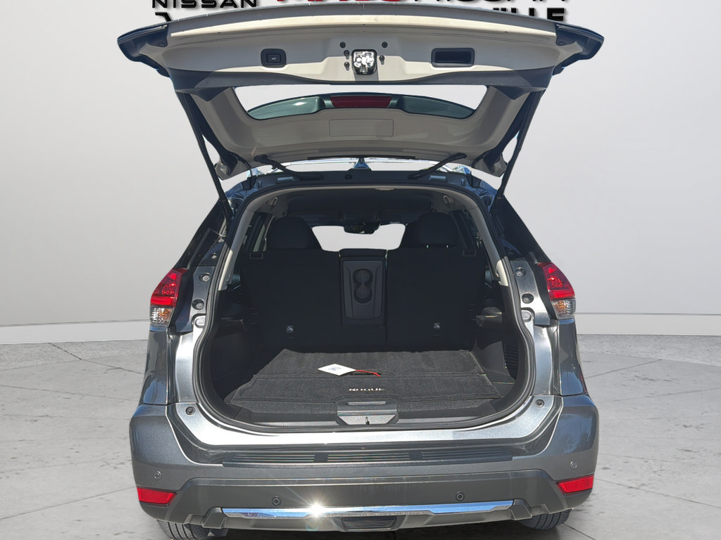 Used 2020 Nissan Rogue SV FWD image 15