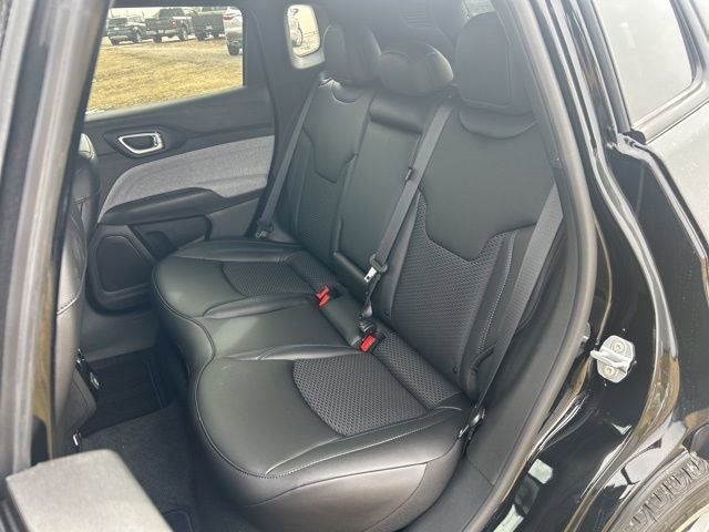 New 2025 Jeep Compass Latitude image 45