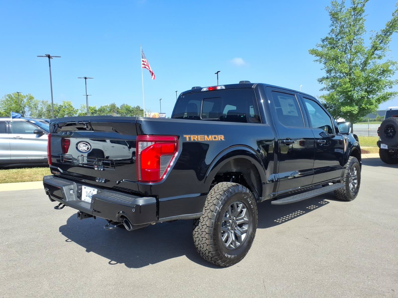 New 2026 Ford F150 Tremor w/ Tow/Haul Package AWD/4WD image 3
