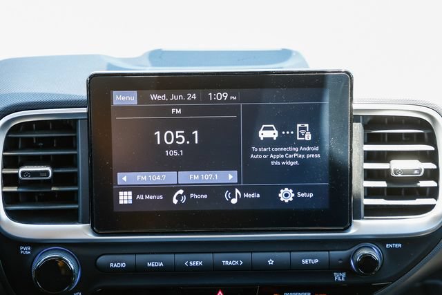 Certified 2024 Hyundai Venue SEL FWD image 13