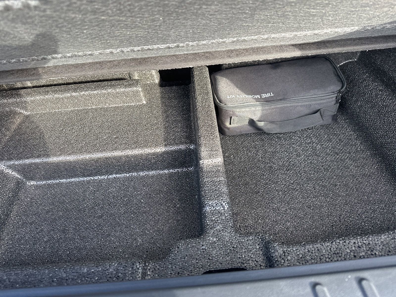 New 2026 Hyundai Tucson Blue SE image 26