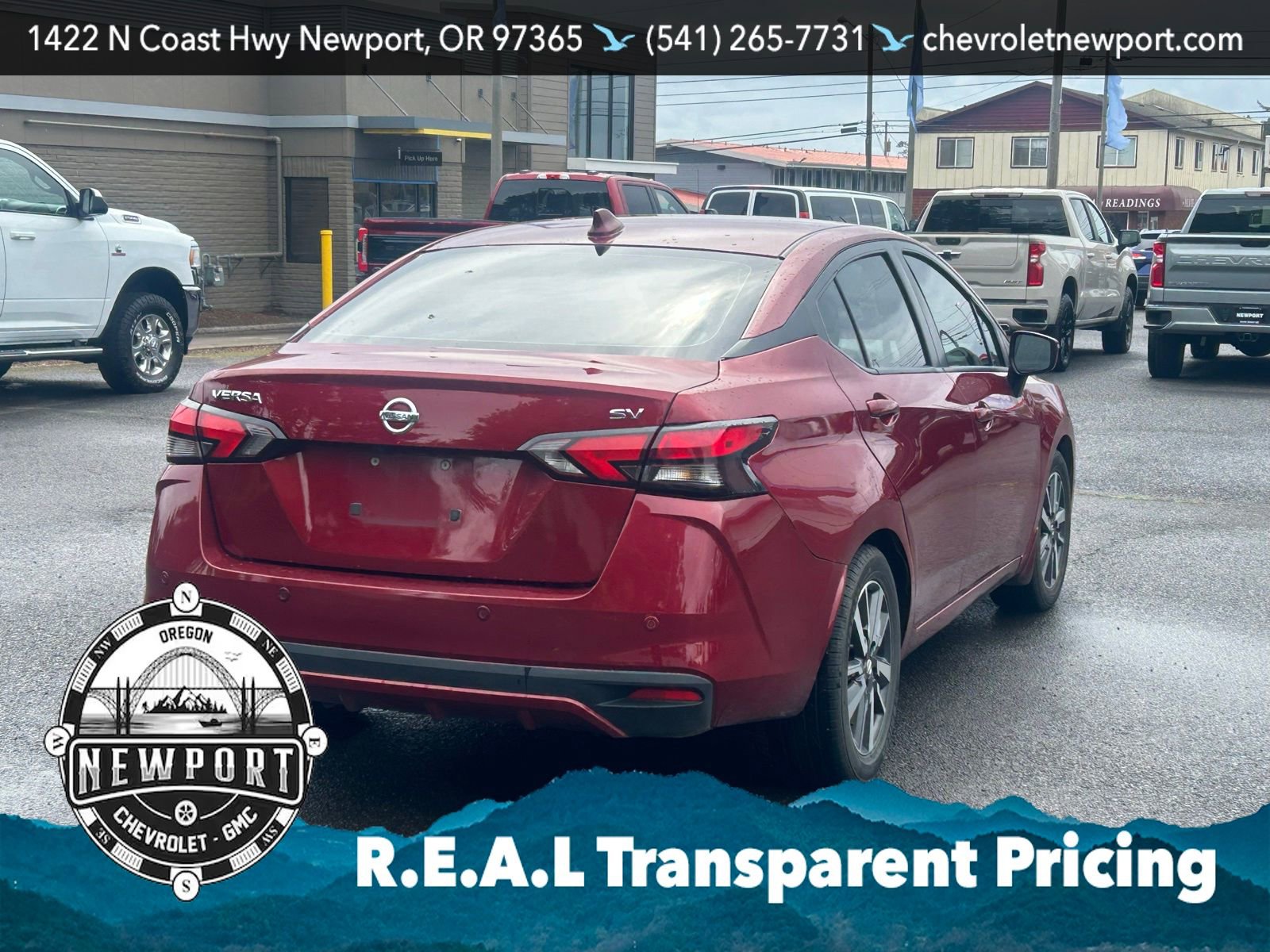 Used 2021 Nissan Versa SV FWD image 7