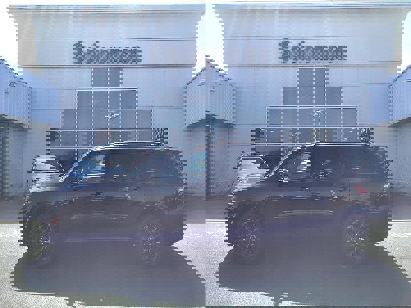 Certified 2024 Dodge Durango GT image 1