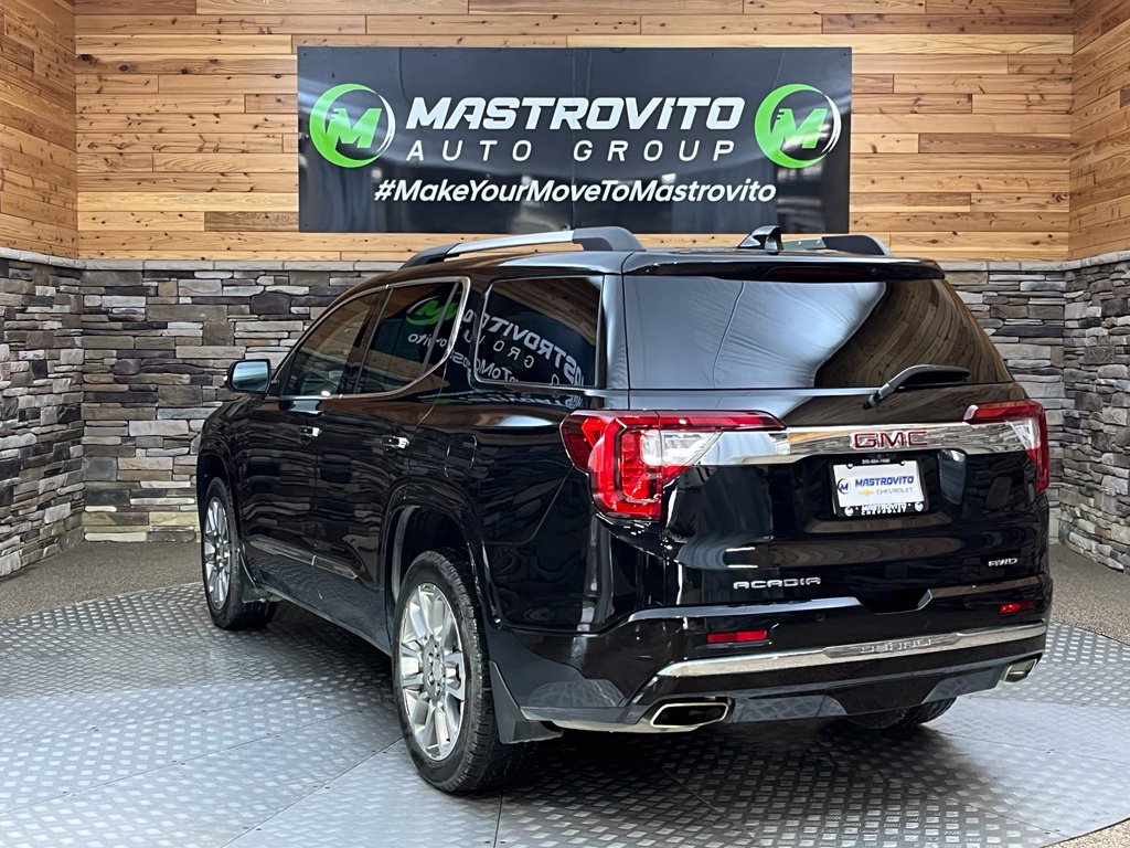 Used 2022 GMC Acadia Denali w/ Denali Technology Package AWD/4WD image 15