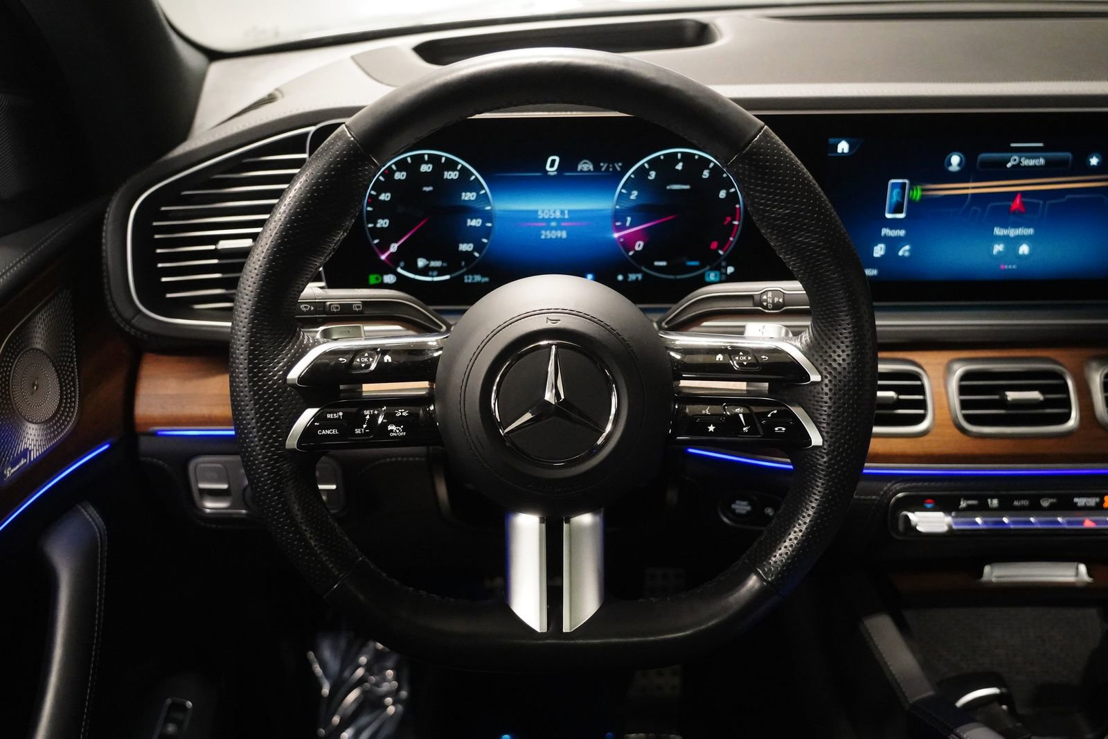 Certified 2024 Mercedes-Benz GLS 580 4MATIC image 17