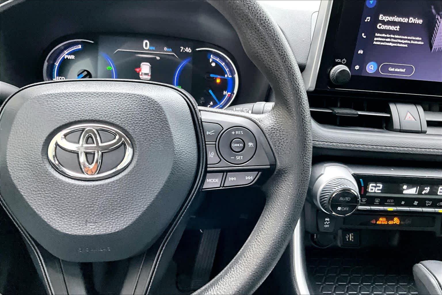 Certified 2025 Toyota RAV4 XLE AWD/4WD image 25