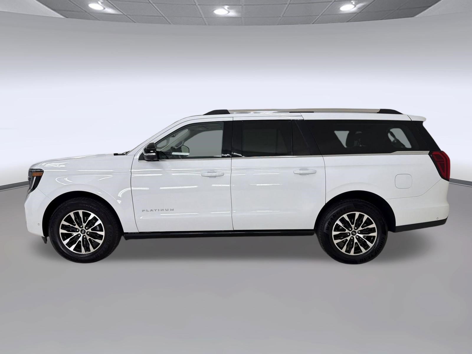 Certified 2025 Ford Expedition Max Platinum AWD/4WD image 2