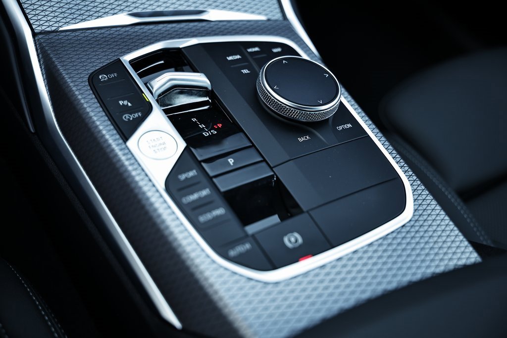 New 2026 BMW 330i Sedan w/ M Sport Package image 39