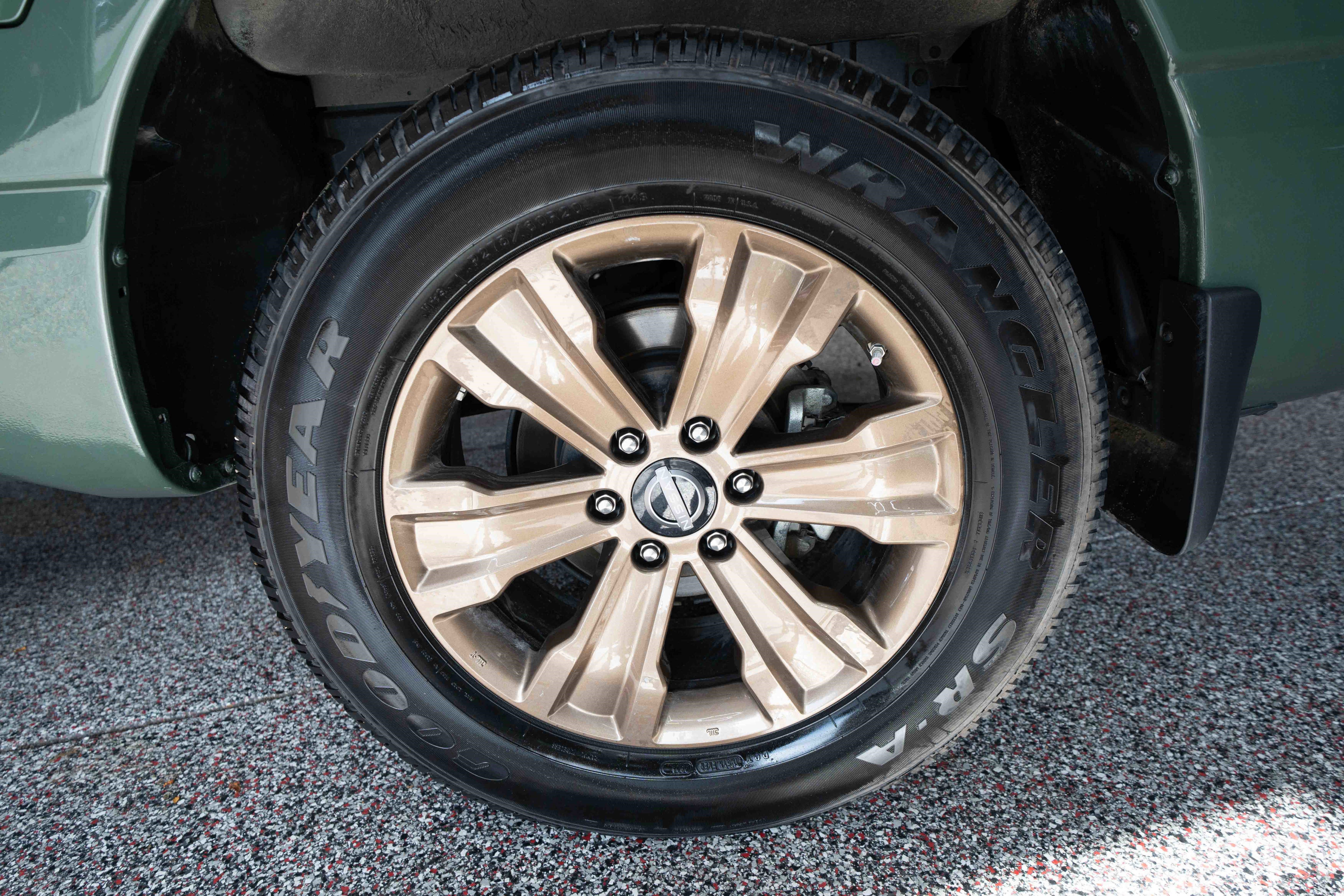Used 2024 Nissan Titan SV w/ SV Bronze Edition Package RWD image 25