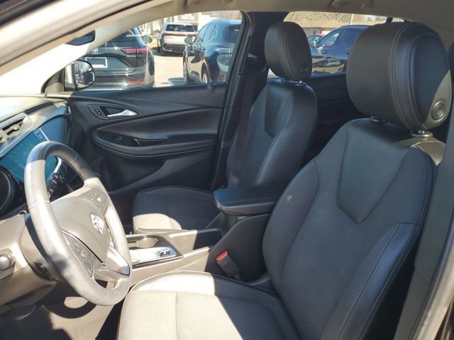 Used 2021 Buick Encore GX Select image 7