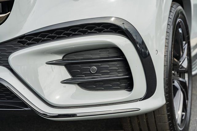 New 2026 Mercedes-Benz GLS 580 4MATIC image 14