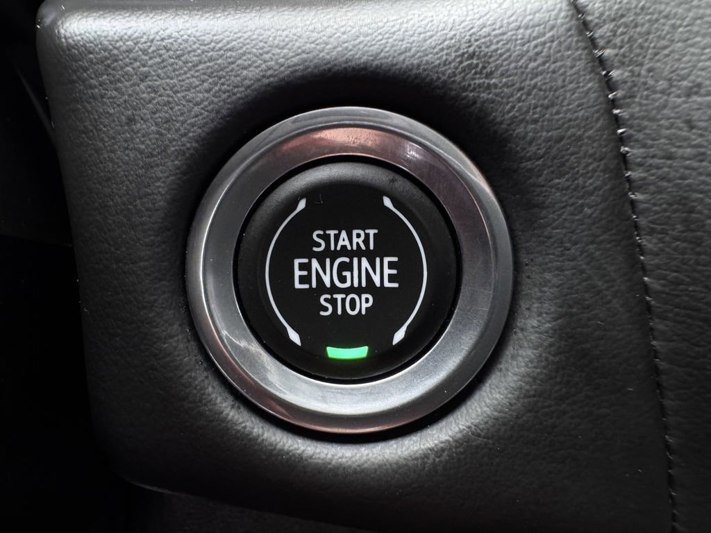 Used 2023 Chevrolet Tahoe Z71 w/ Z71 Off-Road Package image 20