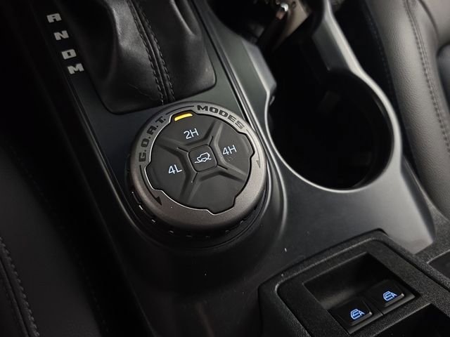 Used 2024 Ford Bronco Outer Banks image 18