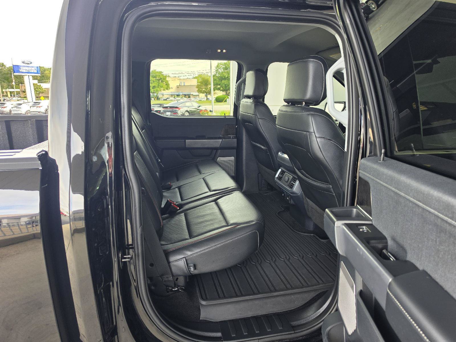 Used 2022 Ford F150 Lariat AWD/4WD image 8