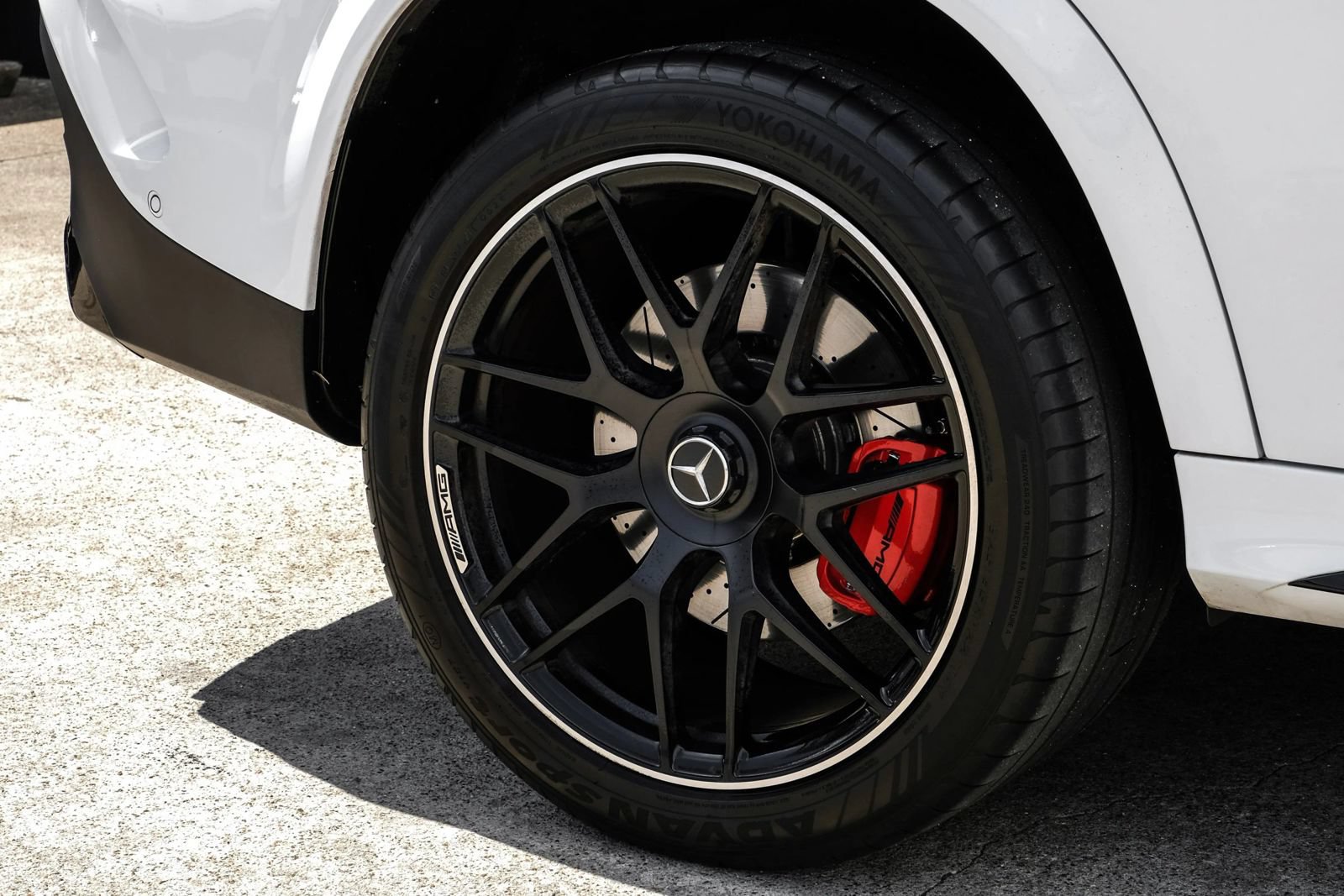 Used 2024 Mercedes-Benz GLE 63 AMG S w/ Driver Assistance Package image 53