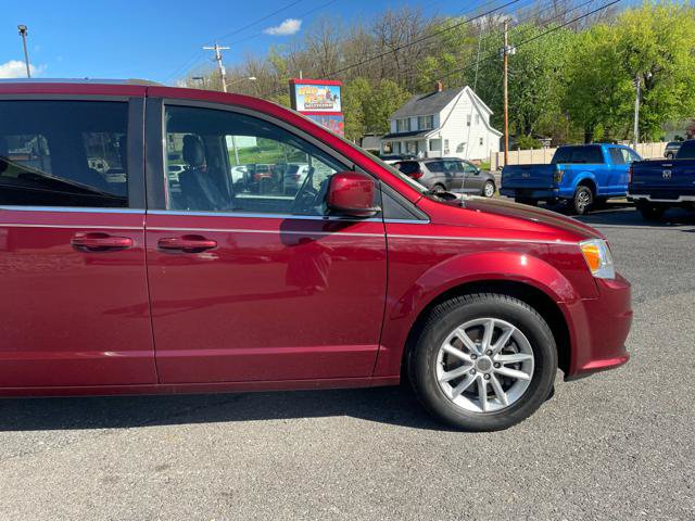 Used 2019 Dodge Grand Caravan SXT FWD image 8