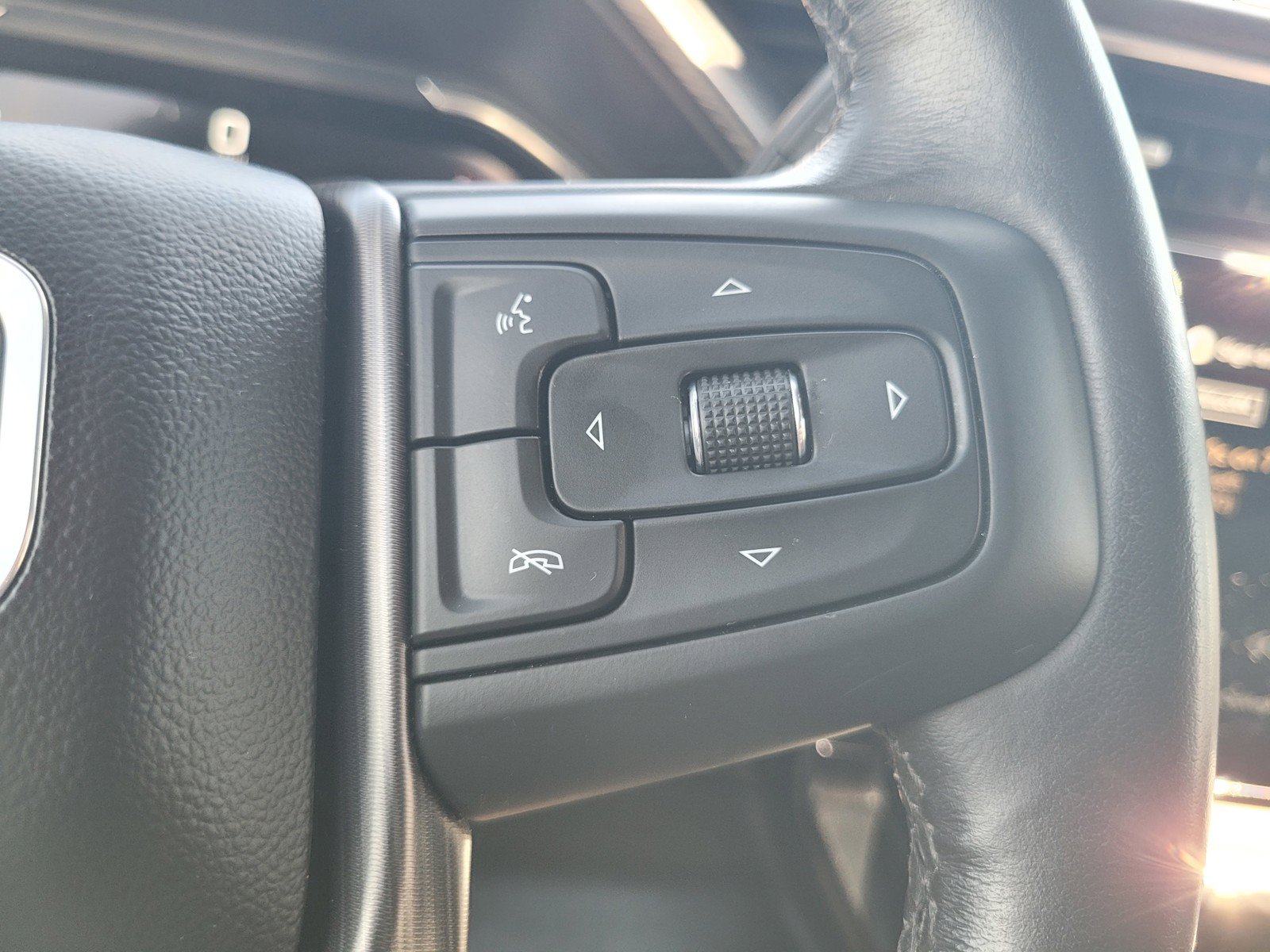 Used 2025 GMC Sierra 2500 Denali Ultimate AWD/4WD image 24