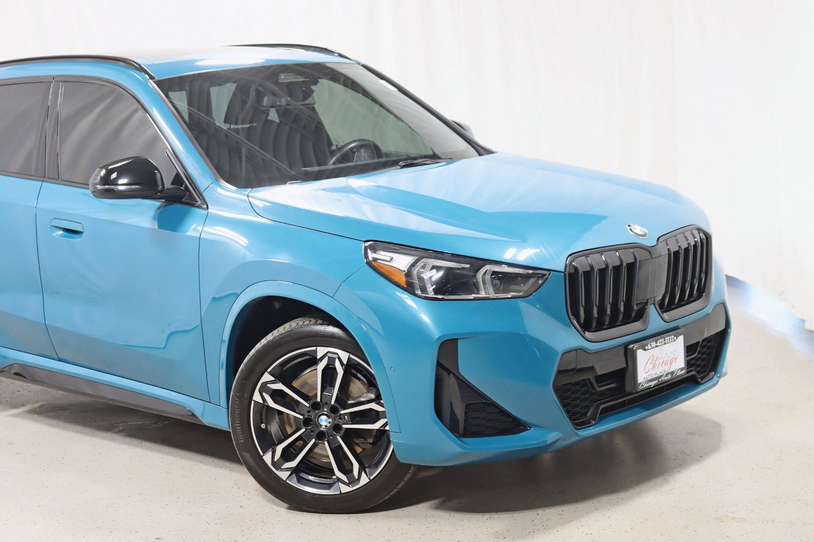 Used 2023 BMW X1 xDrive28i w/ M Sport Package image 2