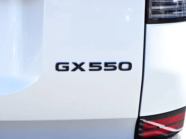 Used 2026 Lexus GX 550 AWD/4WD image 11