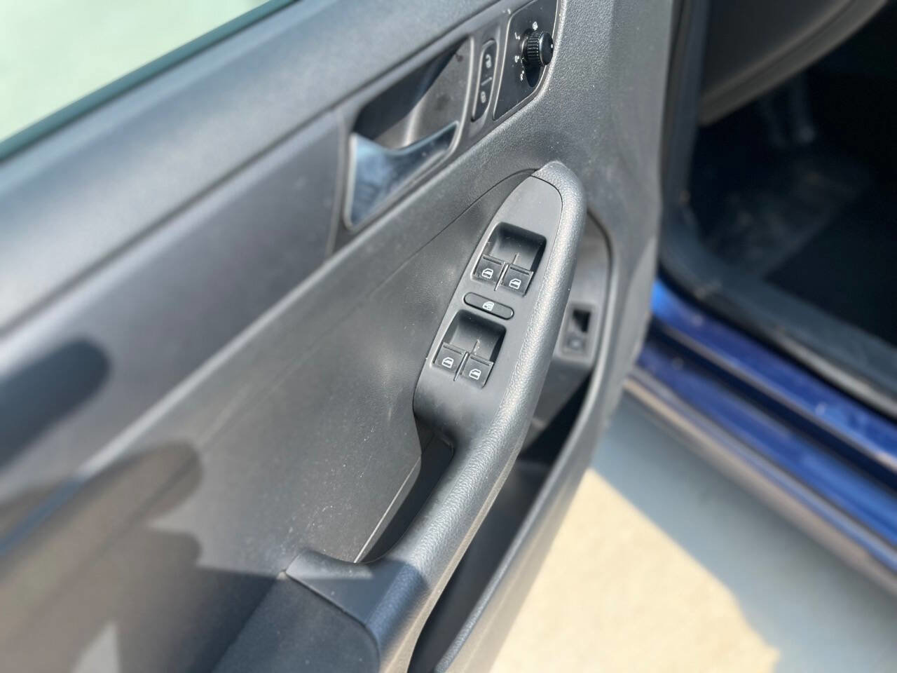 Used 2013 Volkswagen Jetta SE image 20